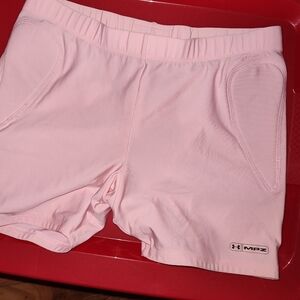Under Armour sliding shorts size Large; great condition